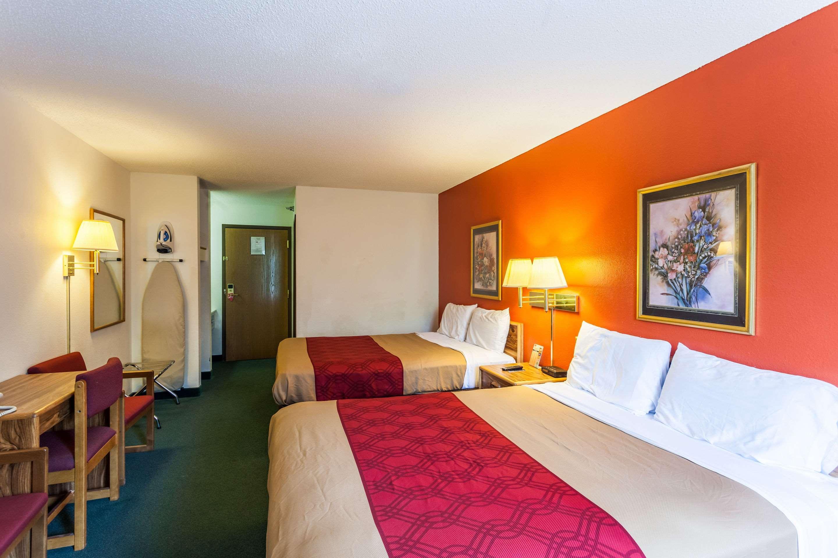 Econo Lodge Линкольн Экстерьер фото